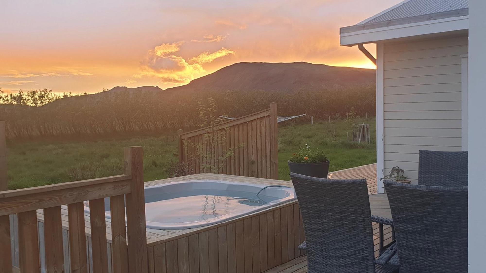 Mithhraun - Lava Resort Midhraun المظهر الخارجي الصورة